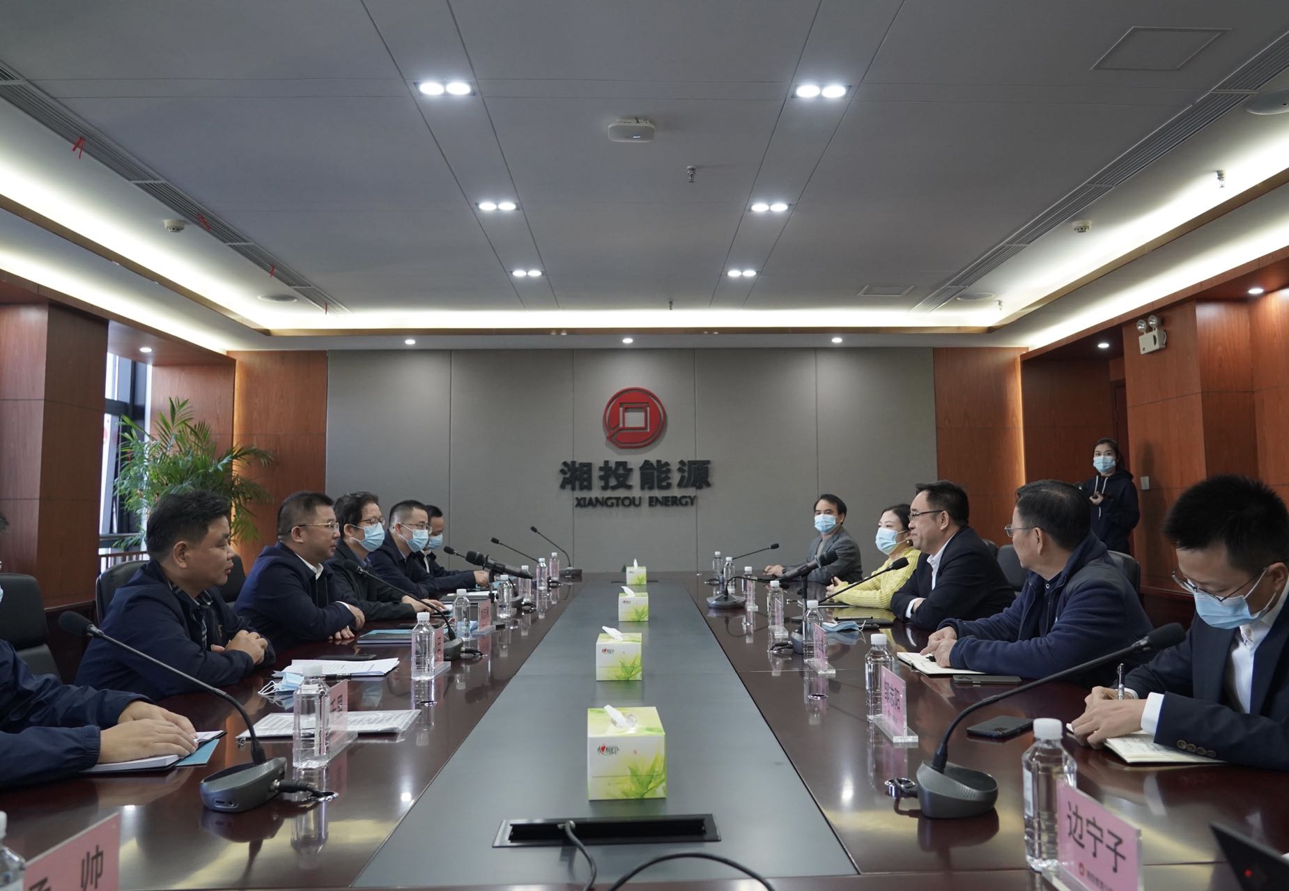刘志刚一行赴湖南湘投能源投资有限米兰体育平台app官网_米兰体育(中国)
开展工作交流