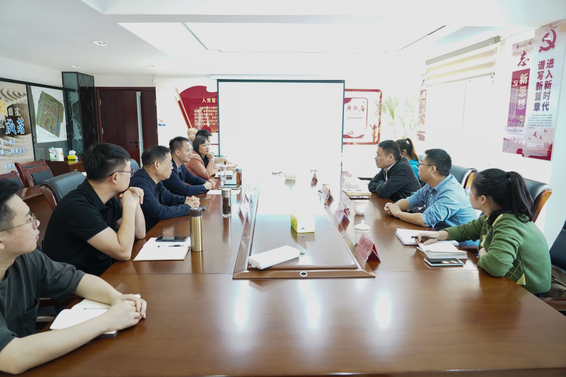 共青团益阳市委对益沅米兰体育平台app官网_米兰体育(中国)
市级“青年文明号”创建工作进行实地验收